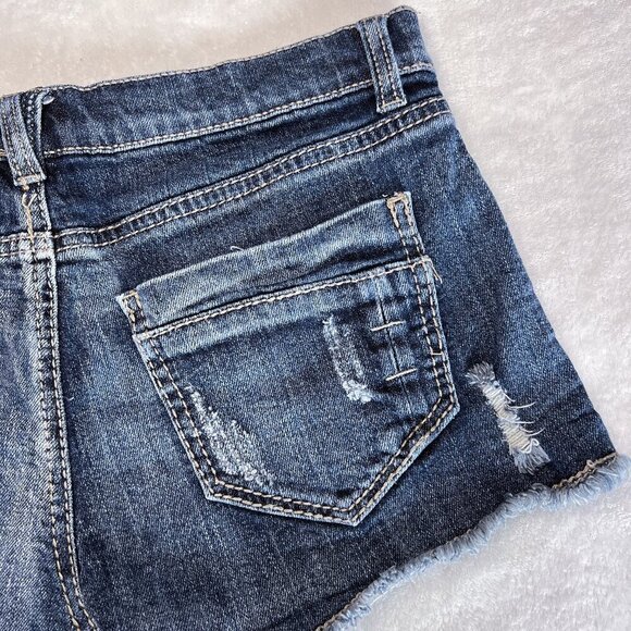 Mudd Denim Shorts | 2.5" Inseam | Dark Wash | Size 7 | Distressed | Lace | Y2K - Picture 8 of 10